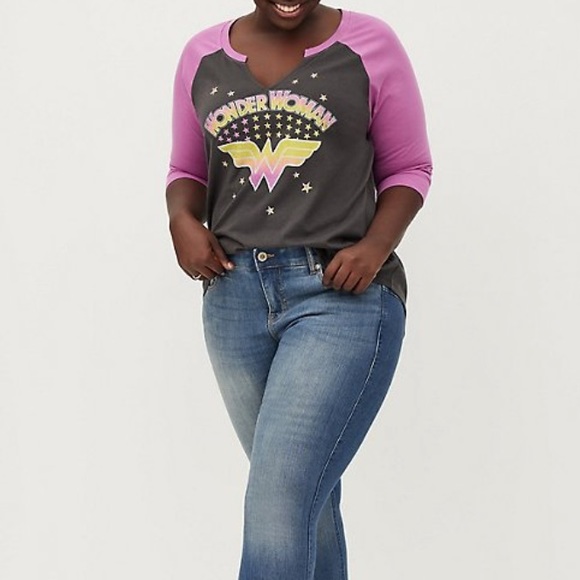 LAST 1 - NEW torrid Wonder Woman graphic top - Picture 3 of 12